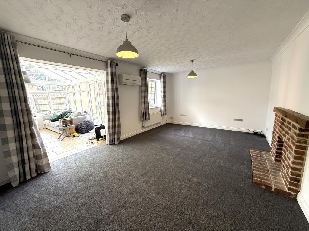 House in Ipswich - View 4