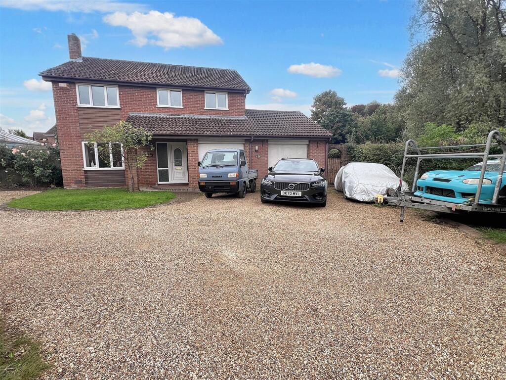 Main image of property: Dulverton Drive, Furzton, Milton Keynes