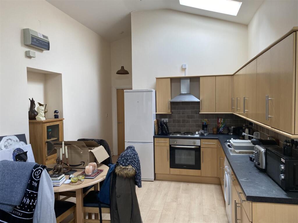 Main image of property: Chapel Court, Sun Street