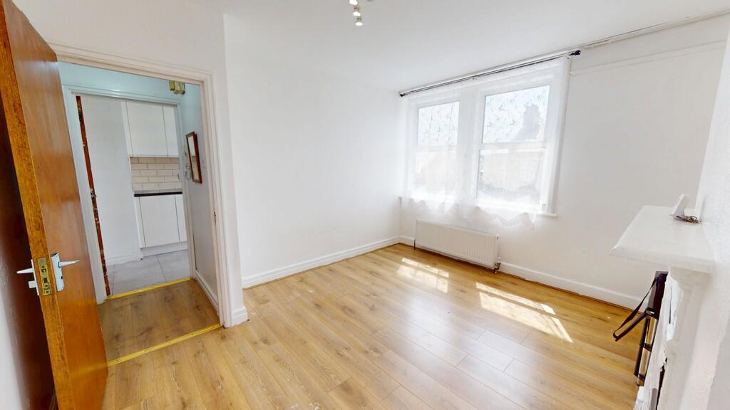 Main image of property: One Bedroom Flat to Rent in Norbury
