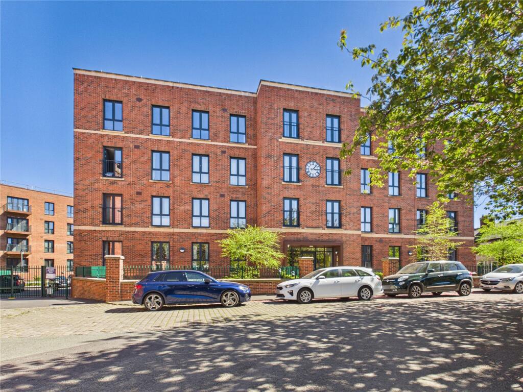 Main image of property: Park Green, Macclesfield, Cheshire, SK11
