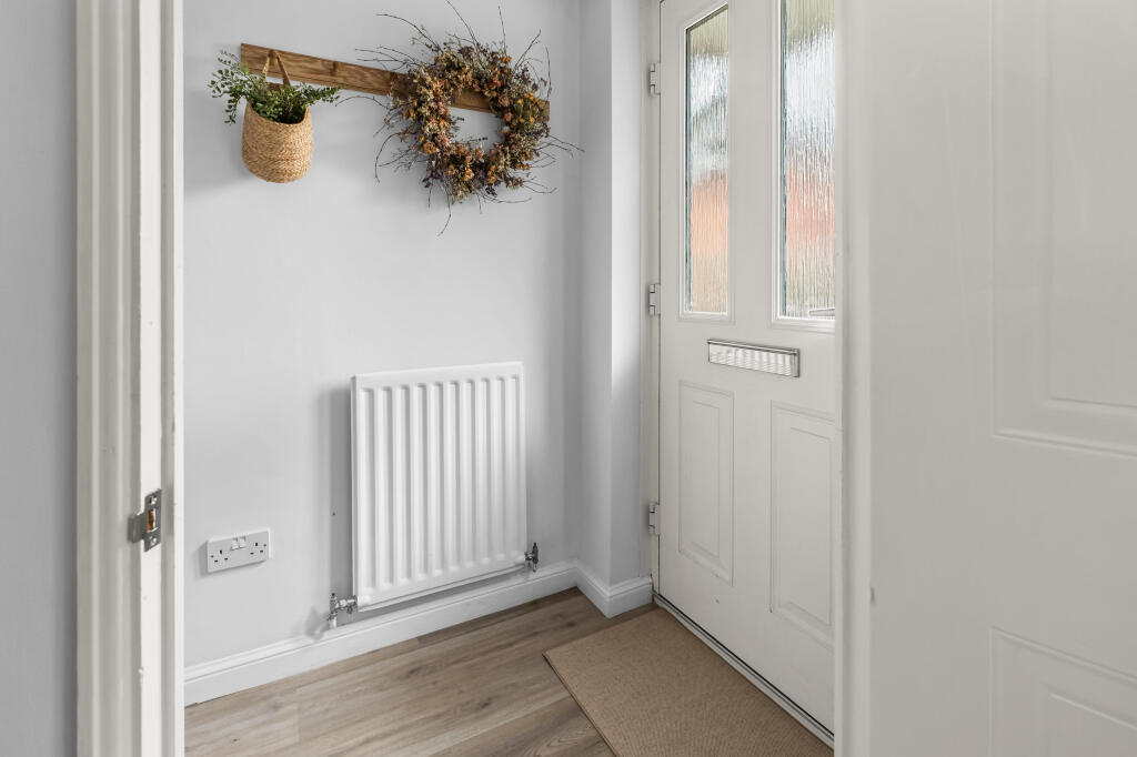 House in Bromsgrove - View 4