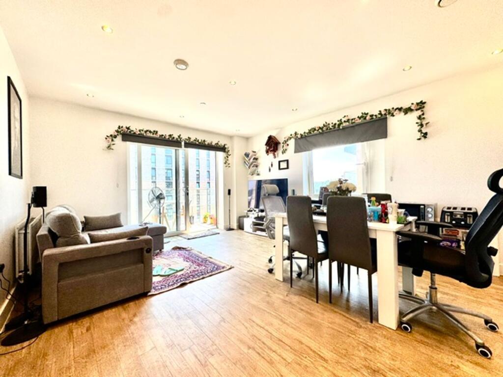 Apartment in Luton - View 2