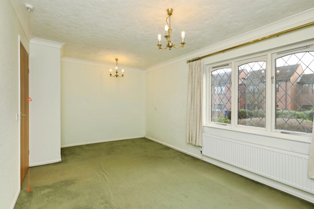 Peakes Croft, Bawtry, Doncaster photo 2