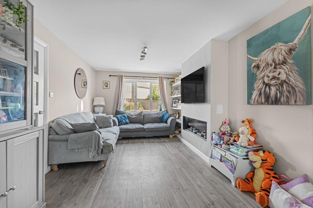 House in West Oxfordshire, Ducklington - View 3