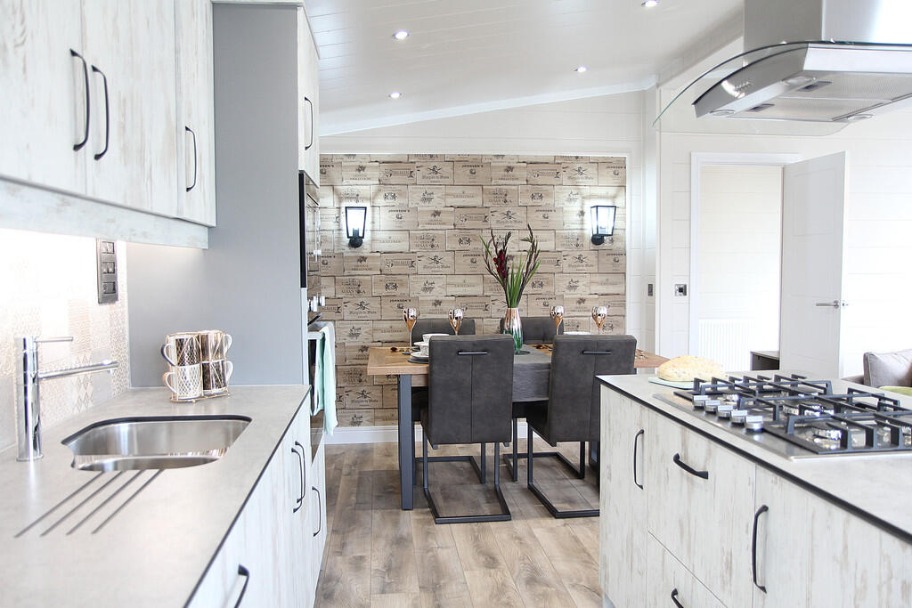 Moor Road, Bestwood Village photo 4