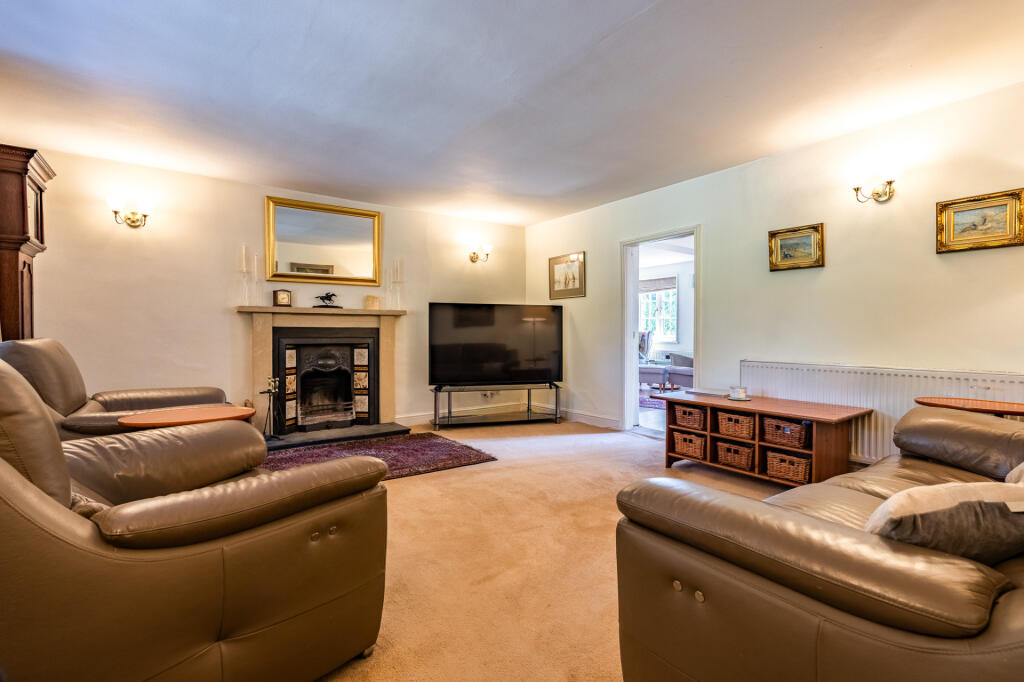 House in Worcester - More