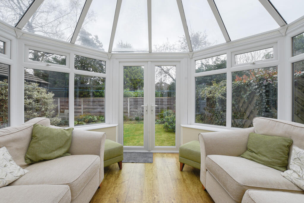 1, Hylton Drive, Cheadle Hulme photo 4