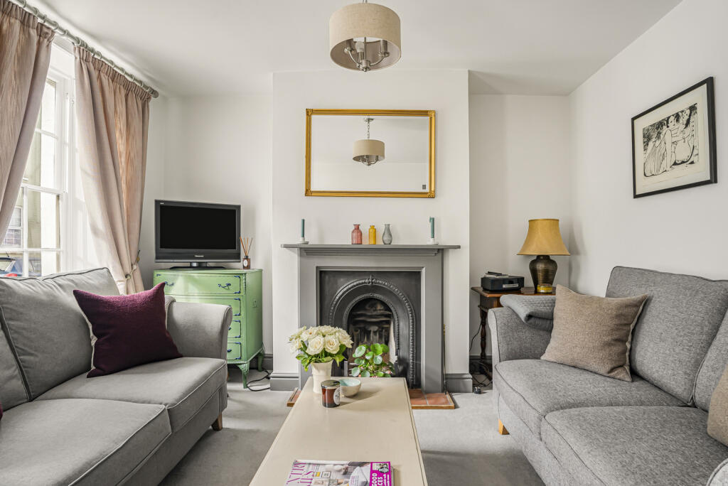 House in Swindon - View 4