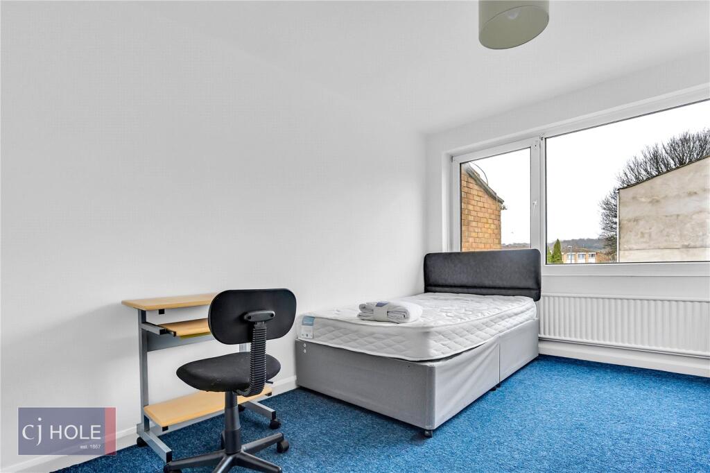 5 bedroom house for rent