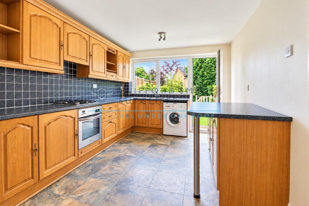 House in Pendle, Reedley, Reedley Hallows - View 4
