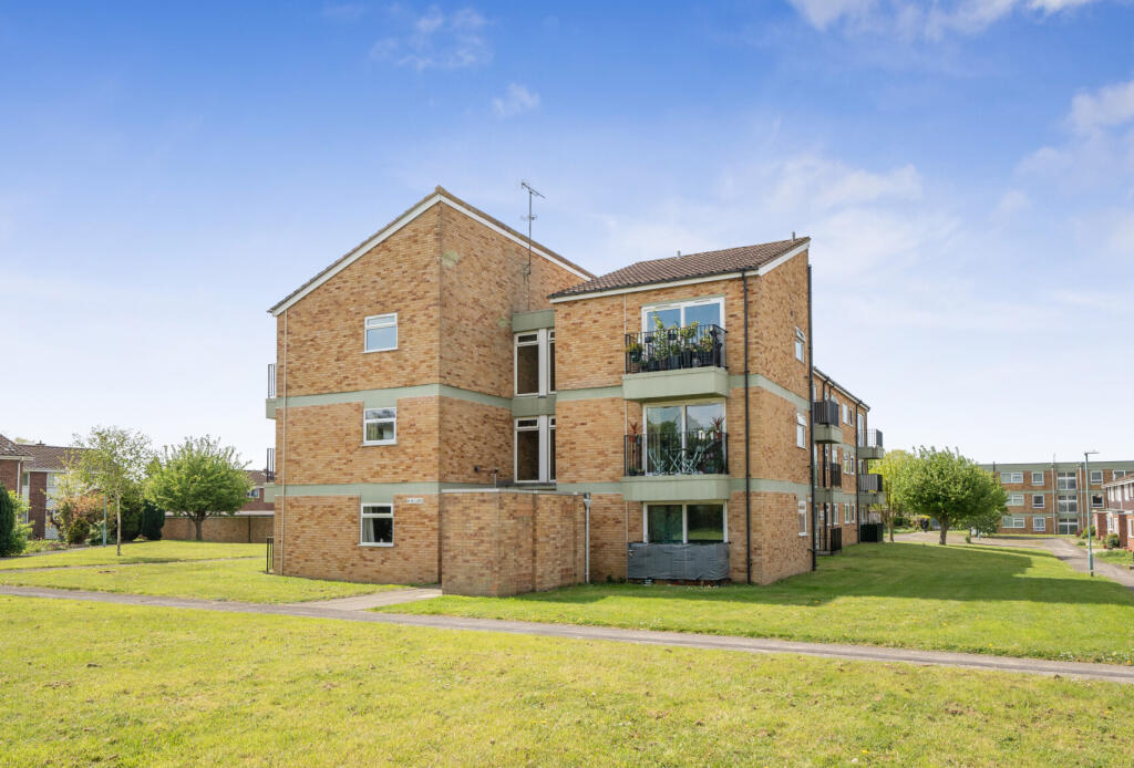 Main image of property: Golden Vale, Churchdown, Gloucester, Gloucestershire, GL3