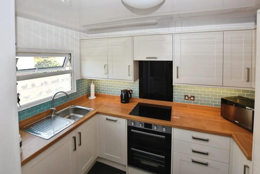 Totnes Road, Abbotskerswell, Devon.  photo 4