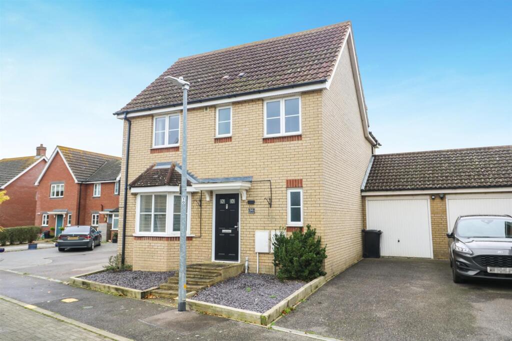 4-bed detached on Anchorage View, St. Lawrence, £350,000