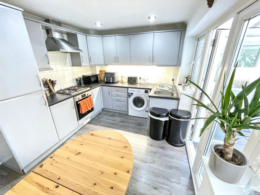 House in South Tyneside, Brockley Whins - More