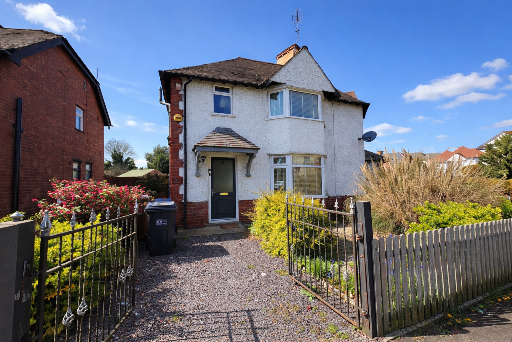 Main image of property: Birchwood Avenue, Nottingham, NG10
