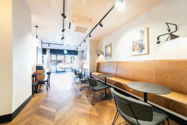 474 Caledonian Road -14.jpg