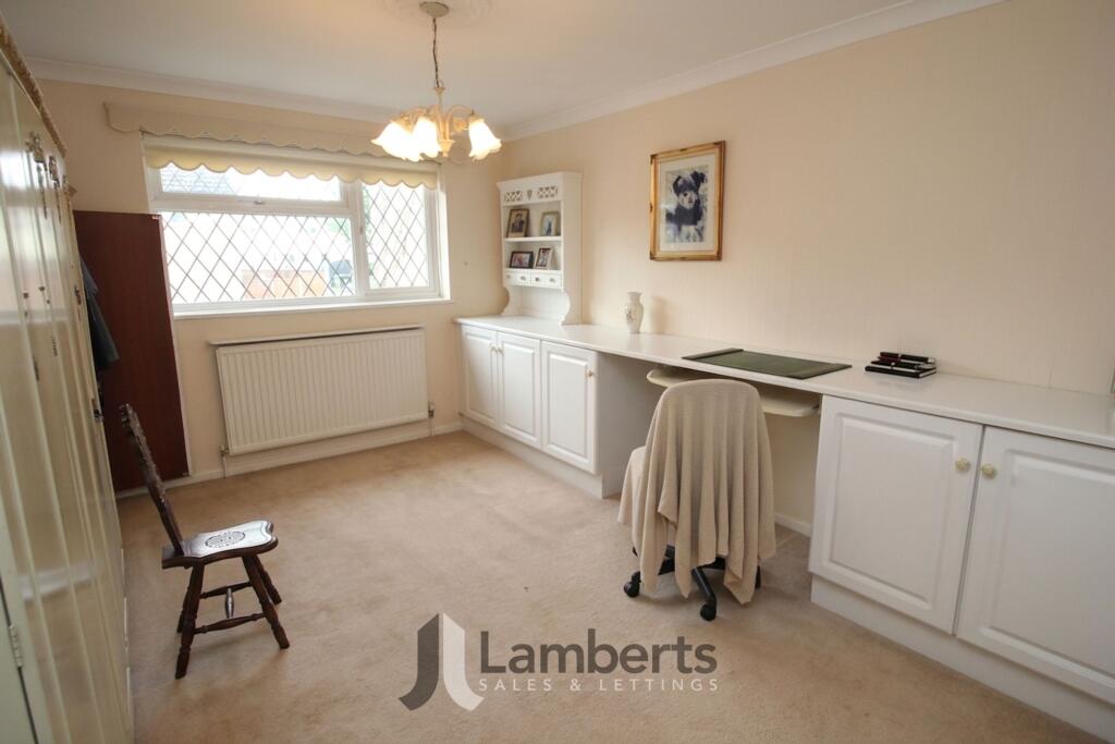 House in Redditch, Worcestershire - View 6
