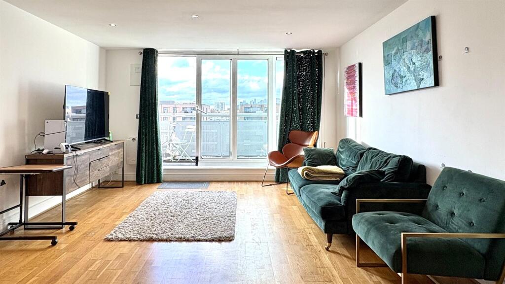 Main image of property: Wards Wharf Approach, London, E16
