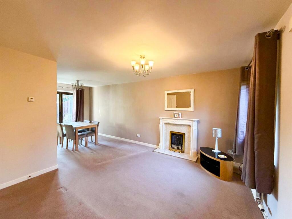 Additional image 4 of The Shroggs, Steeton