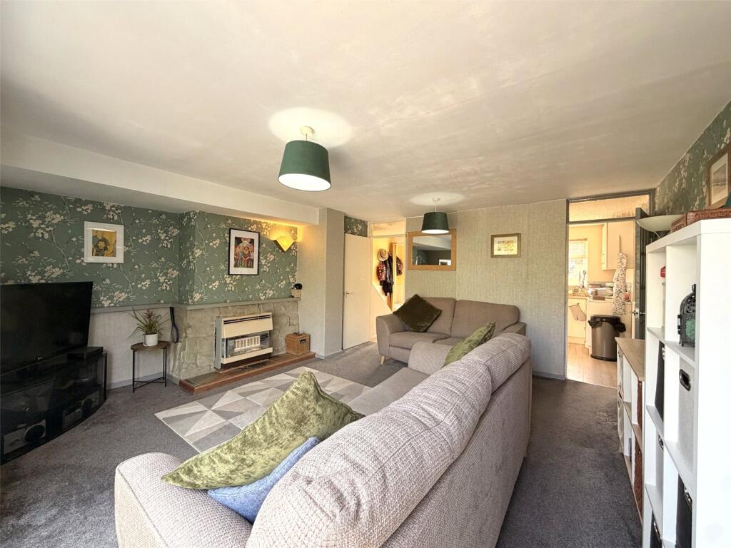 House in Birmingham, Kings Norton - View 5