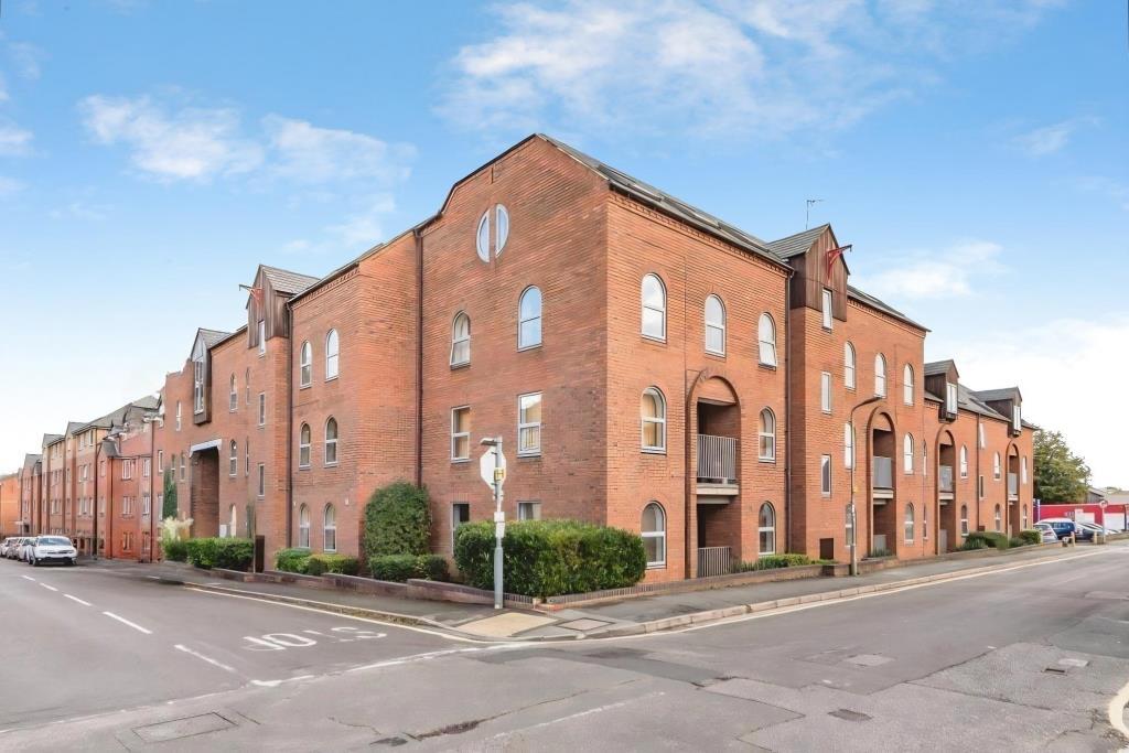 Main image of property: Banbury, Oxfordshire, OX16