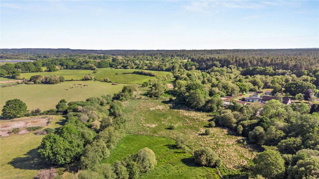 Ashley Heath, Ringwood, Dorset, BH24 - View 2