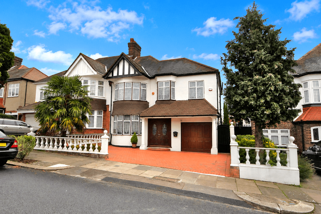 Main image of property: Townsend Avenue, Southgate, London, N14