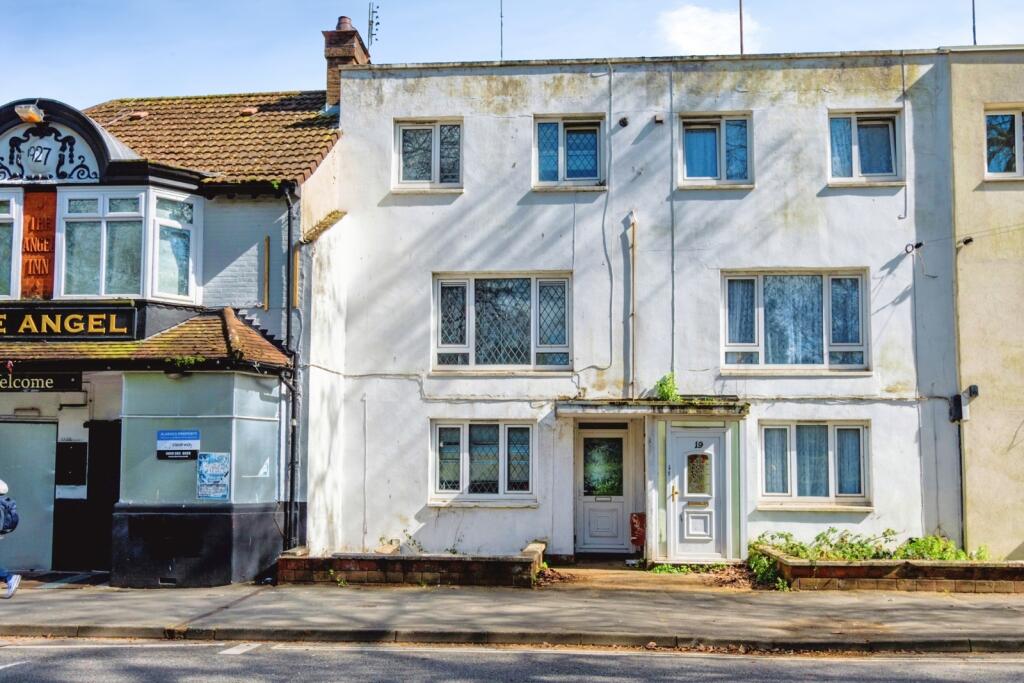 Main image of property: Palmerston Road, Southampton, Hampshire, SO14