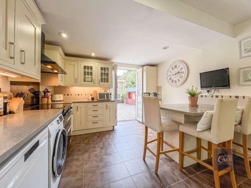 Additional image 18 of Woodhouse Lane, Amington, Tamworth, B77 3AH - Characterful Home in a Quiet Location