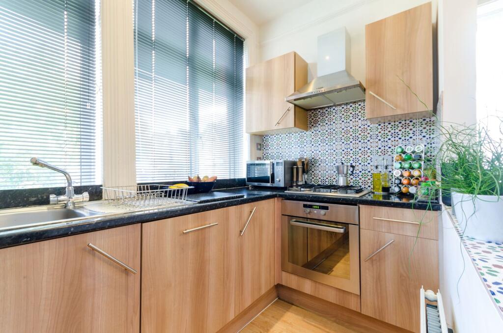 Farnan Road, Streatham, London, SW16 photo 4