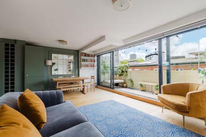 Apartment in London - View 2