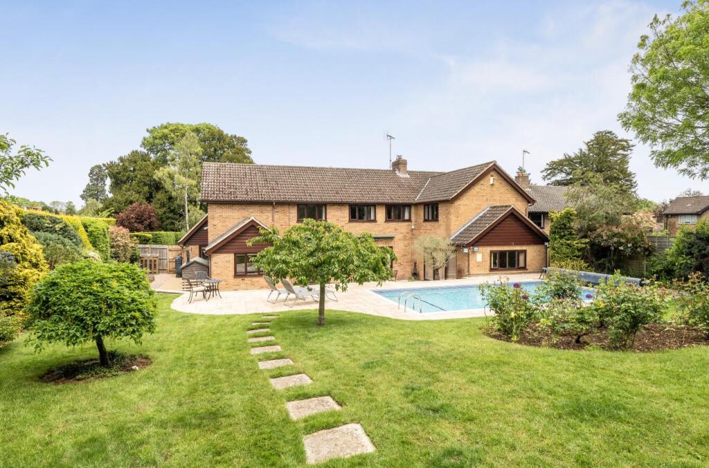 House in Northampton - View 4