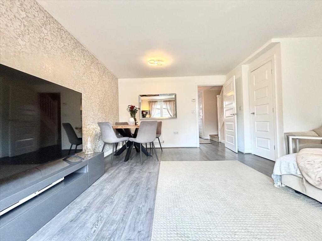 House in Ashfield, Kirkby-in-Ashfield, Sutton-in-Ashfield - More