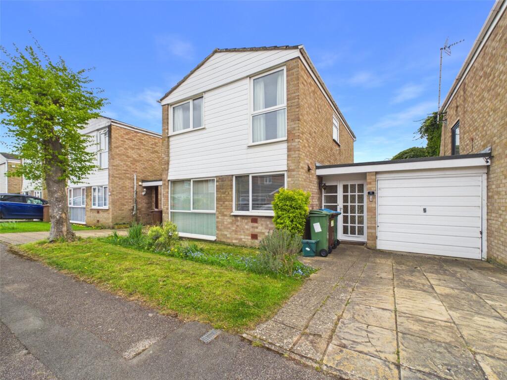 Main image of property: The Gables, Haddenham, Aylesbury, HP17