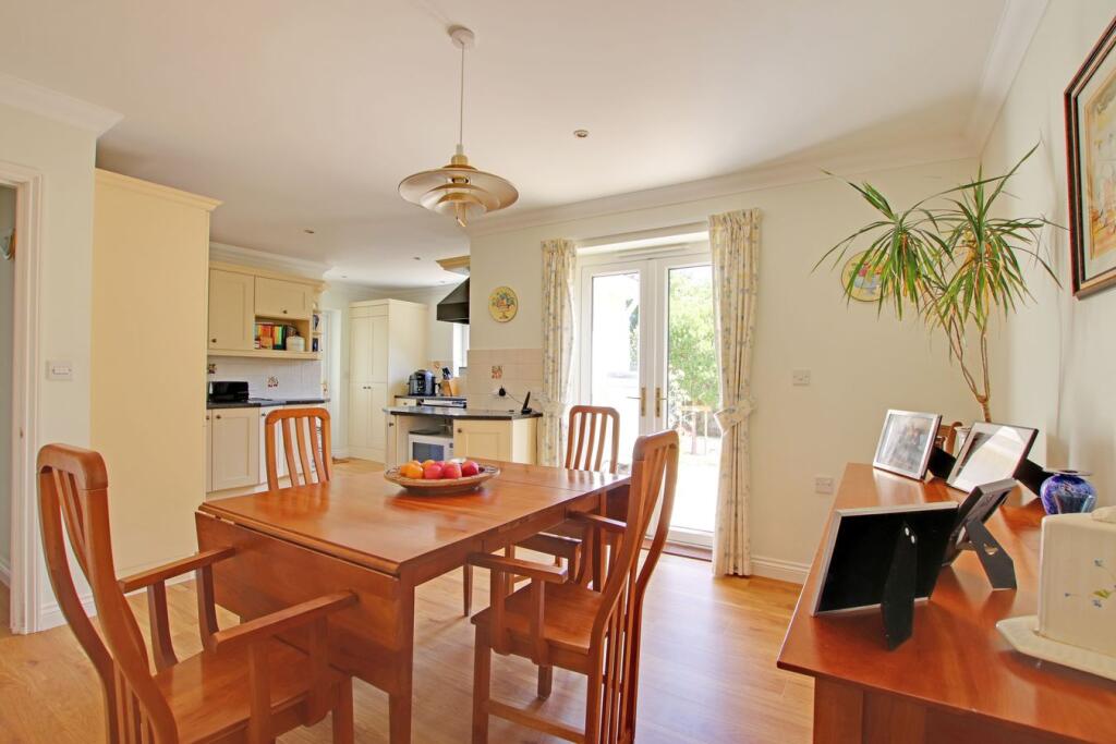 House in Southampton - View 3