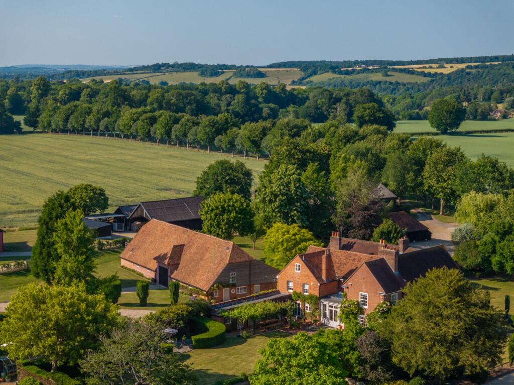 Upper Basildon, Reading, Berkshire, RG8 - View 4