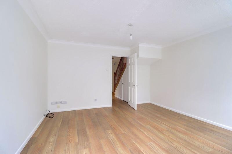 House in Surrey Heath, Windlesham - View 3