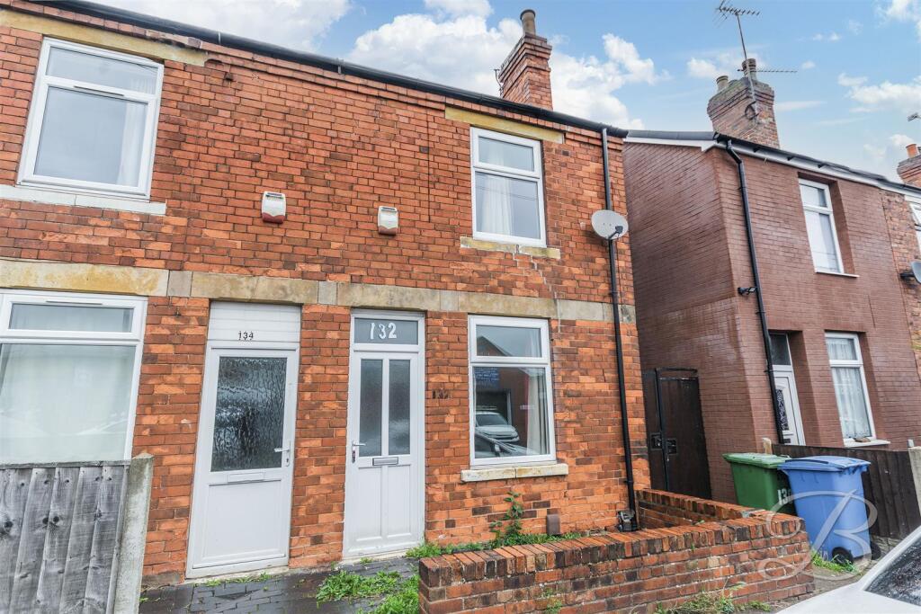 2-bed terraced on Moor Street, Mansfield, £80,000