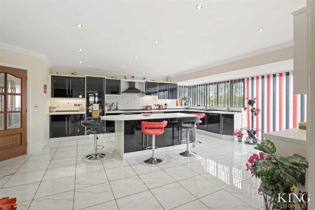 Additional image 5 of Worcester Road, Knowle Fields, Alcester