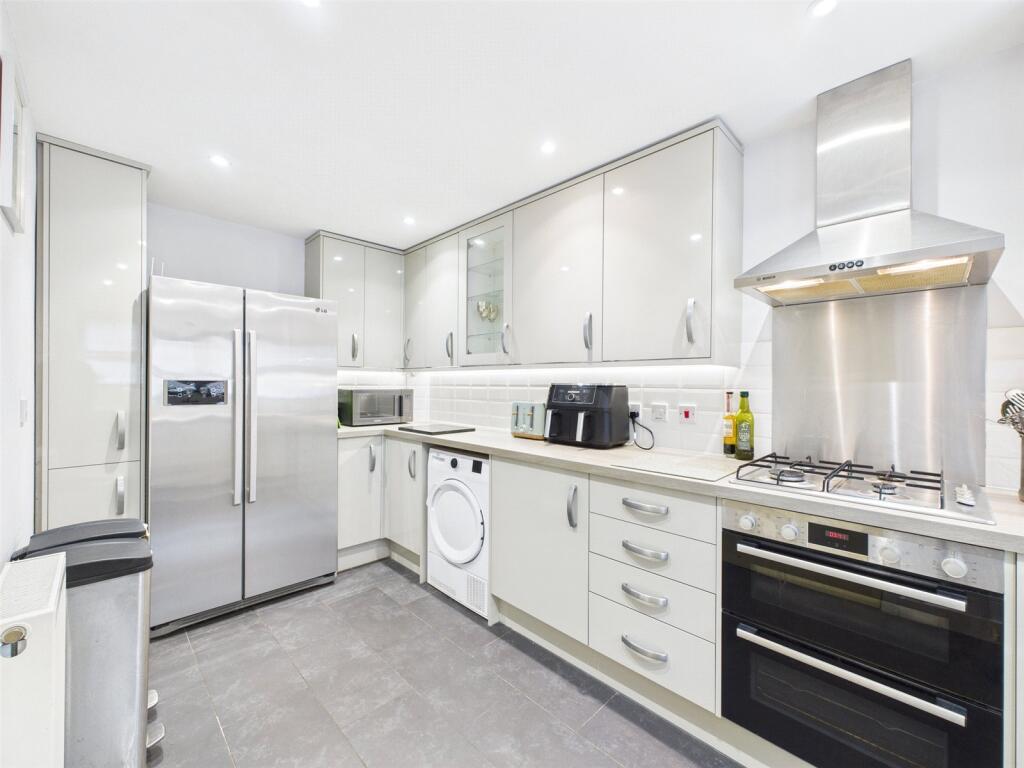 House in Worcester, St Peters, Diglis - More