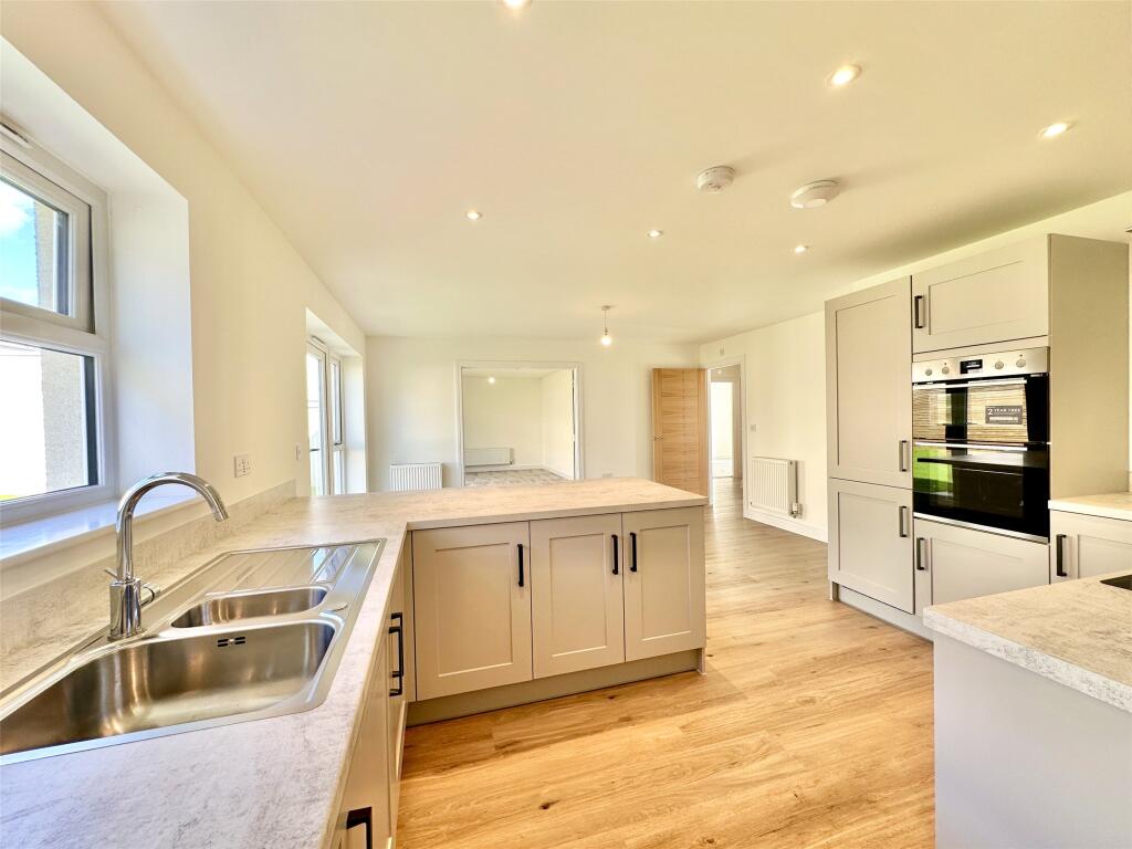 Estuary Avenue, Appledore, Bideford, Devon, EX39 photo 3