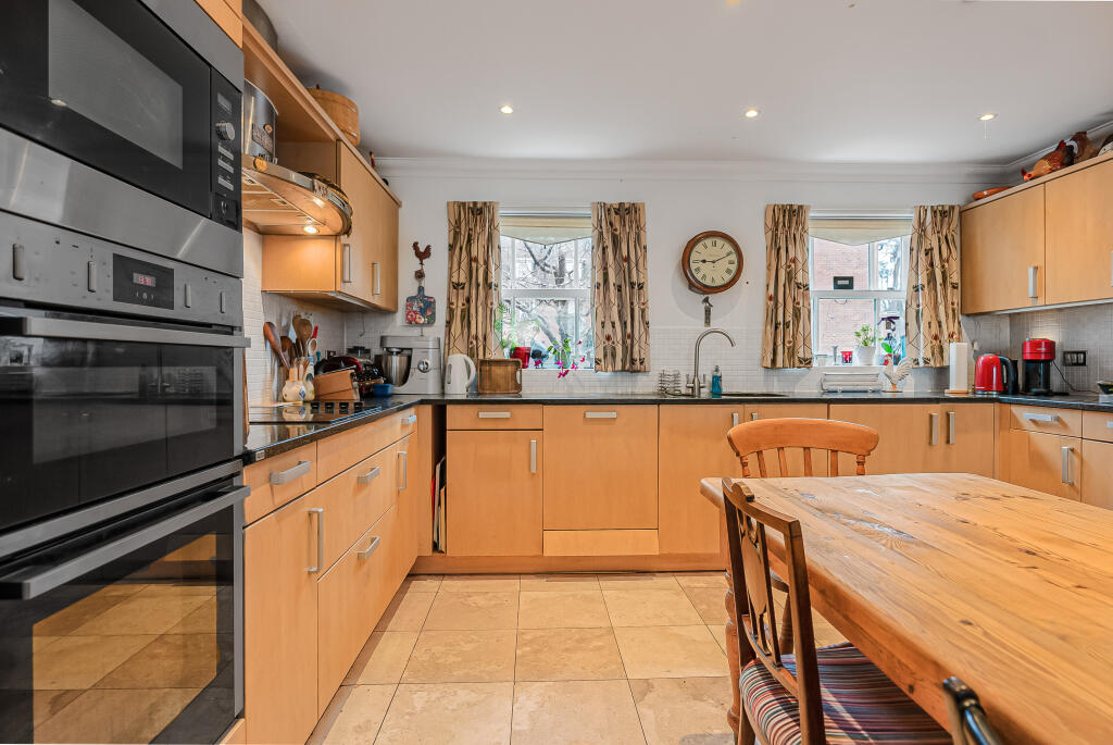 Additional image 10 of Miller Close, Redbourn, AL3