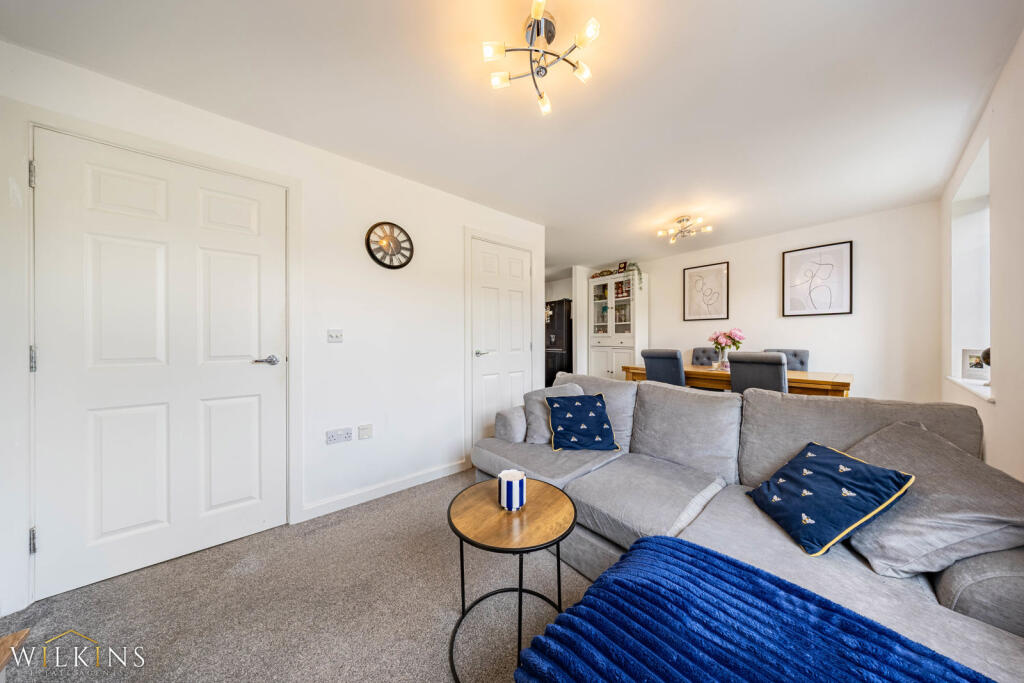 Apartment in Tamworth, Two Gates - View 2