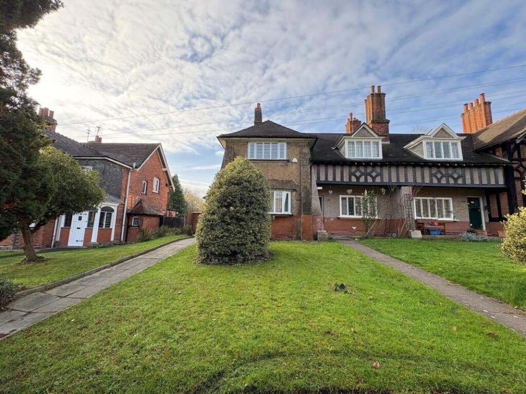 Main image of property: 4 Holly Grove, 4 Laburnum Road, Birmingham, West Midlands, B30 2BB