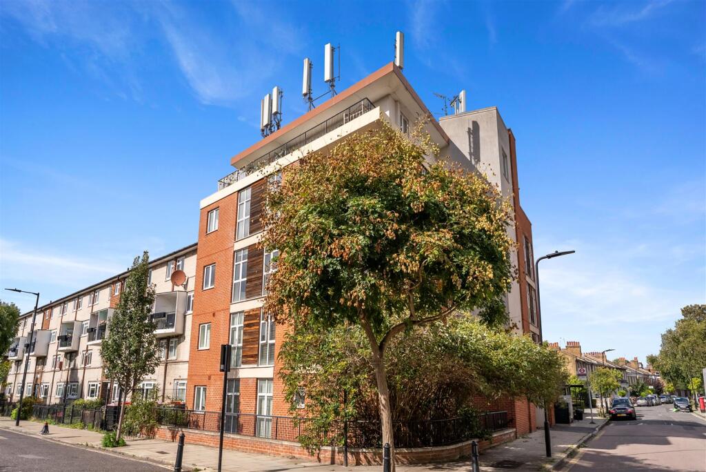 Main image of property: Lansdowne Drive, London Fields