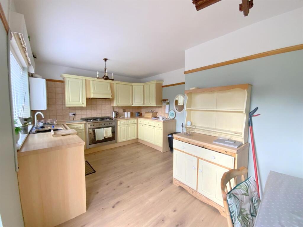 Laceby Road, Grimsby photo 5