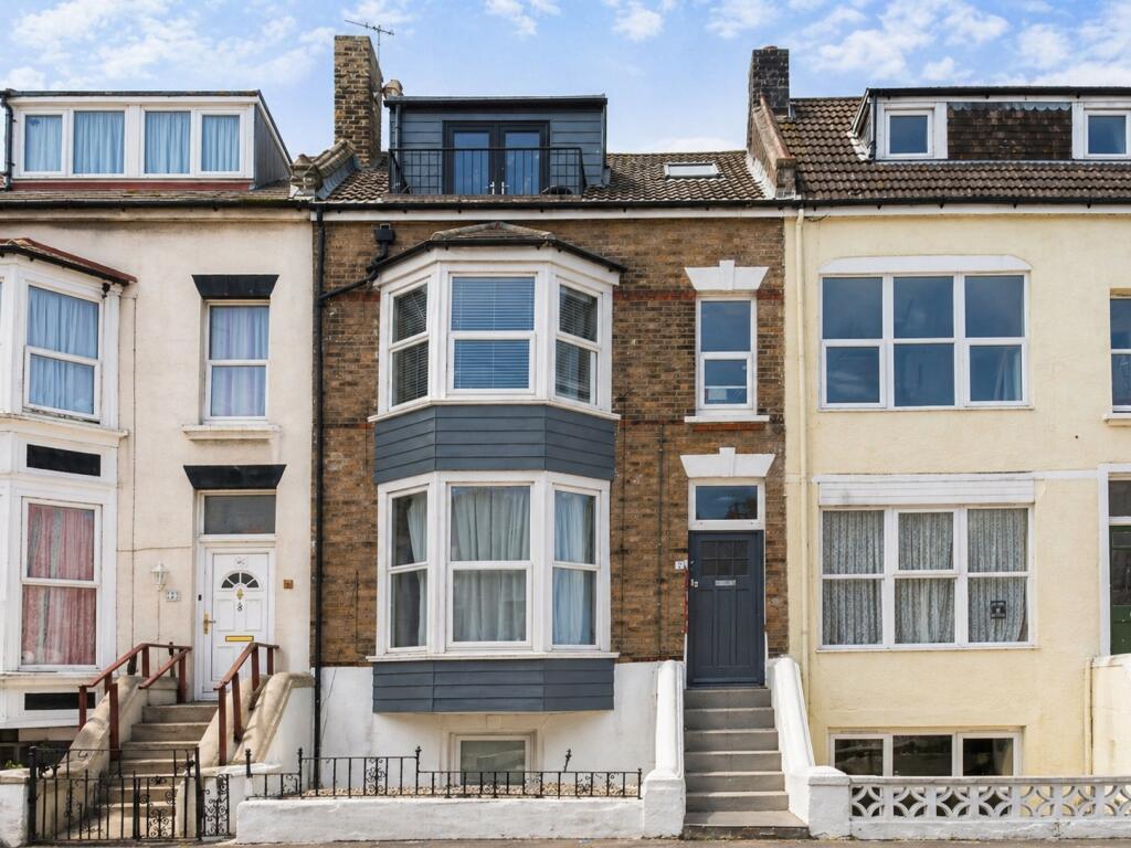 3-bed flat on Station Road, Margate, Kent, CT9, £265,000