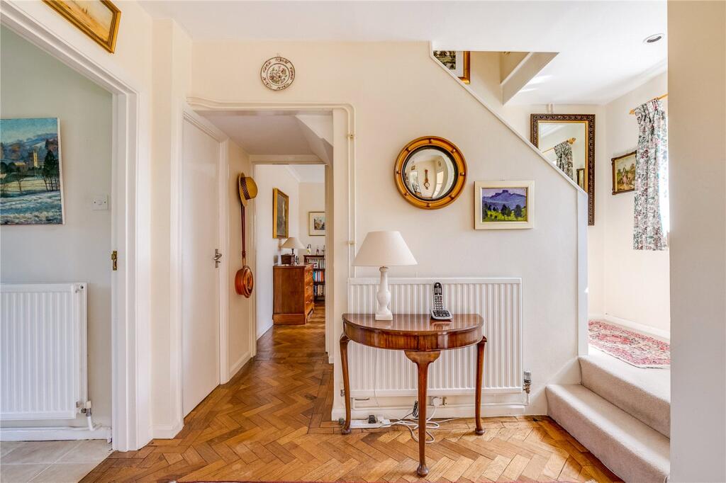 House in North Hertfordshire, Knebworth - View 3