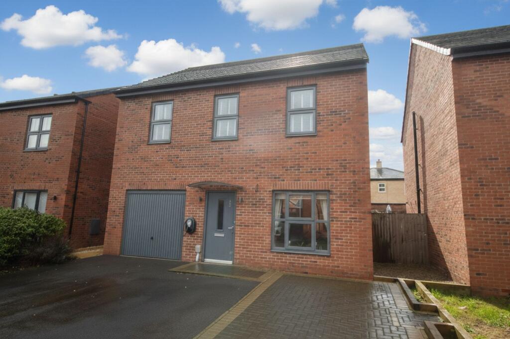 Main image of property: Larkin Lane, Kingswood, HU7